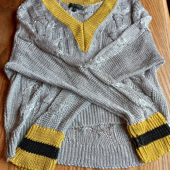 Rag & Bone Metallic Silver Emma V Neck Sweater Size S Academia Preppy Old Money - Picture 12 of 14